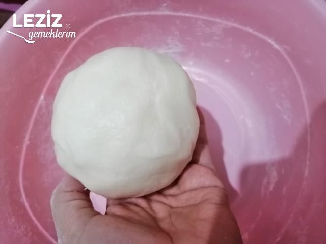 Lokumdan Şeker Hamuru Nasıl Yapılır?
