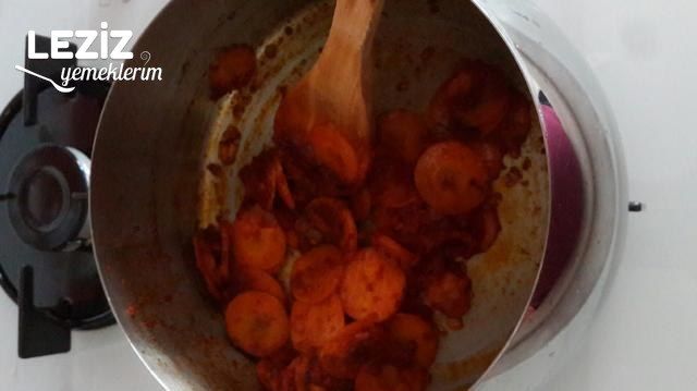 Havuçlu Ispanak Yemeği Tarifi