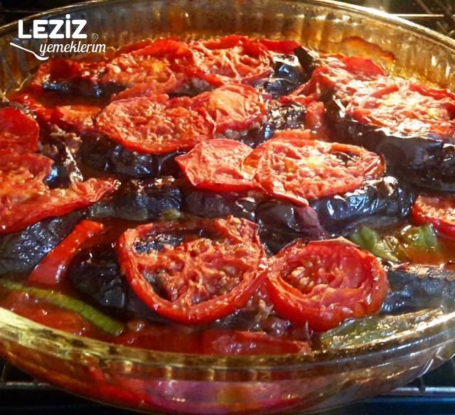 Patlıcanı Fırında Kızartılmış Hafif Mi Hafif Karnıyarık