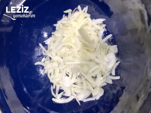 Fırında Beşamelli Patatesli Tavuk