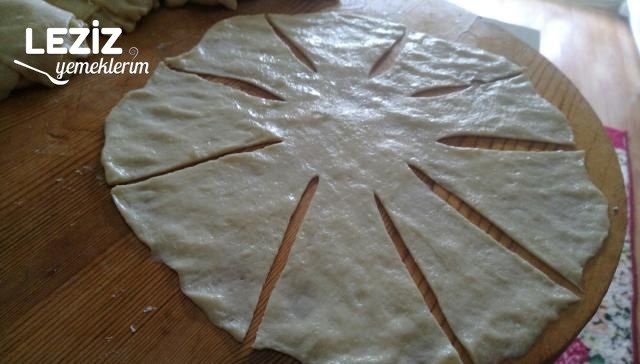 Peynirli Katmer Tarifi