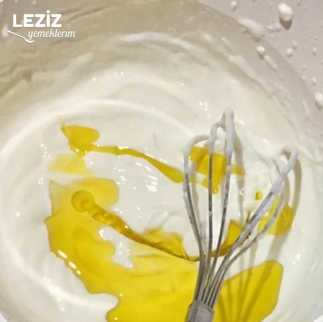 Köz Biber Salatası Nasıl Yapılır