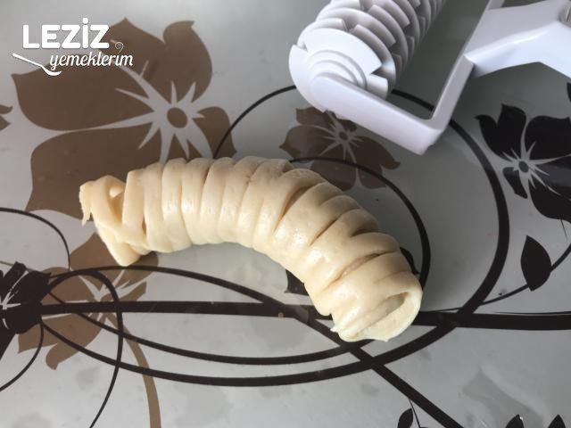 Peynirli Kafes Poğaça Tarifi