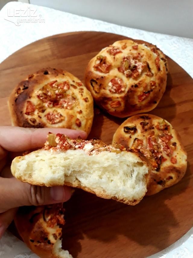 Domatesli Biberli Pamuk Poğaça