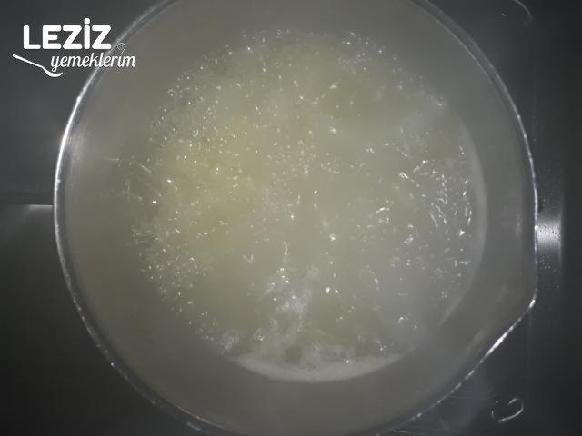 Tavuk Suyuna Çorba Yapılışı