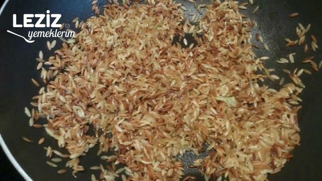 Yoğurtlu Şehriyeli Kabak Salatası