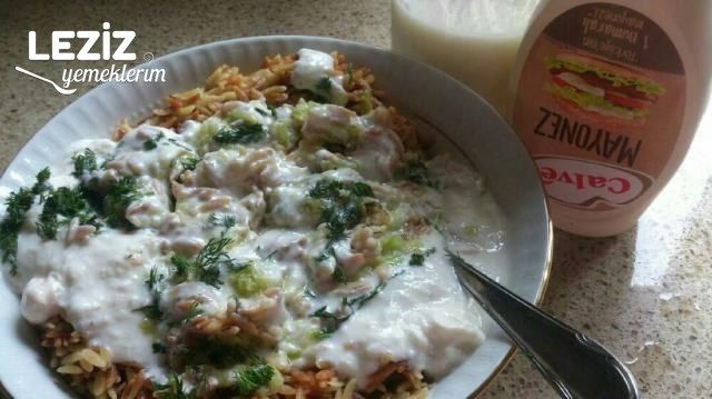 Yoğurtlu Şehriyeli Kabak Salatası