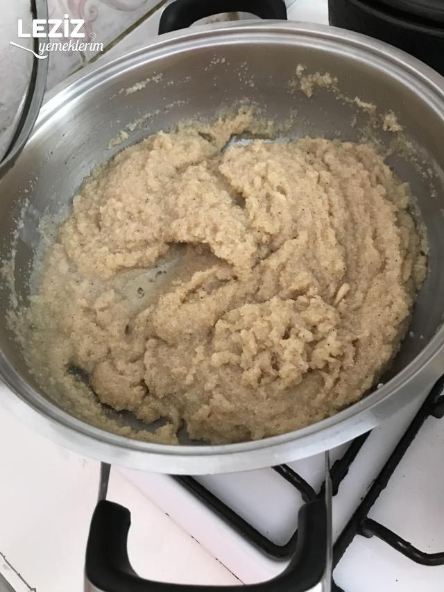 Nefis Dondurmalı İrmik Helvası