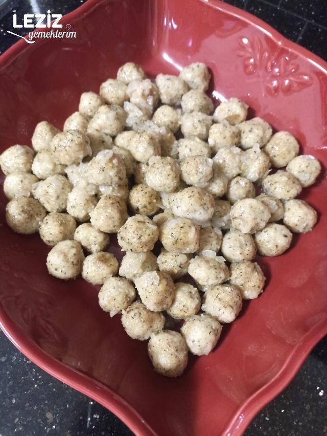 Valigülü (Tarhana) Köftesi