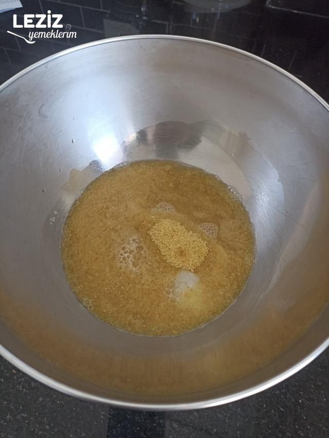 Valigülü (Tarhana) Köftesi