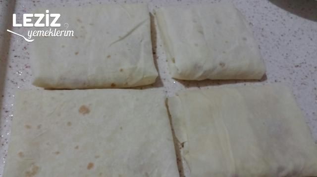 Domatesli Kaşar Peynirli Gözleme (Yufkadan)