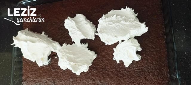 Ağlayan Pasta Tarifi, Ağlayan Pasta Nasıl Yapılır?