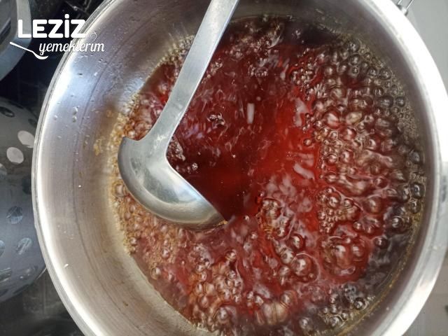 Yalancı Ekmek Kadayıfı (Etimek Tatlısı)