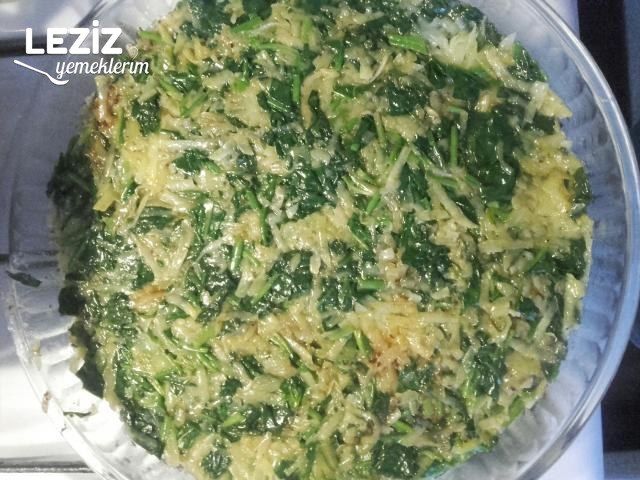 Nefis Fırında Patatesli Ispanak Tarifi