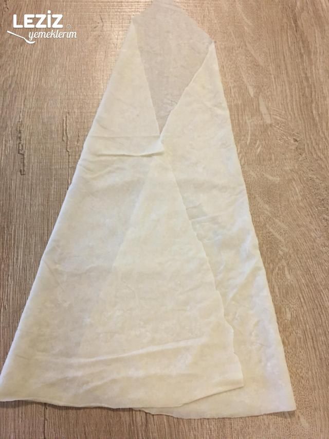 Paçanga Böreğinin Yapılışı