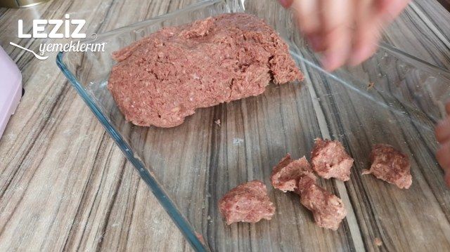 Yarım Kg Kıymadan 80 Adet Köfte (Ceviz Büyüklüğünde) Buzluk Önerisi