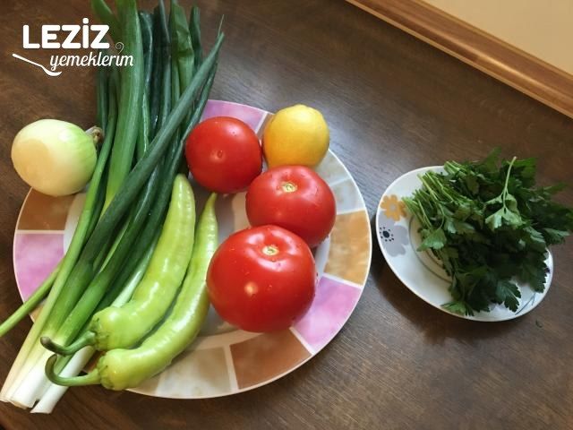 Gavurdağı Salatası Yapımı