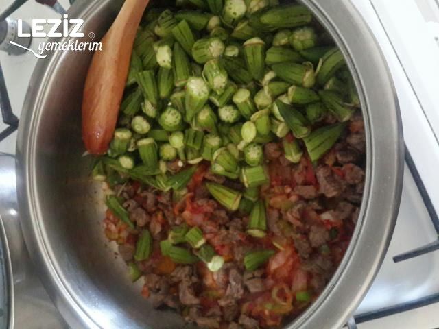 Yaş Bamya Yemeği