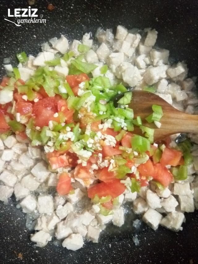 Garnitürlü Tavuk Sote