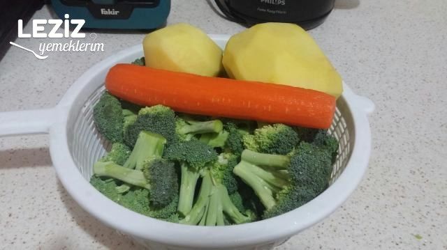 Lezzetli Brokoli Yemeği Tarifi