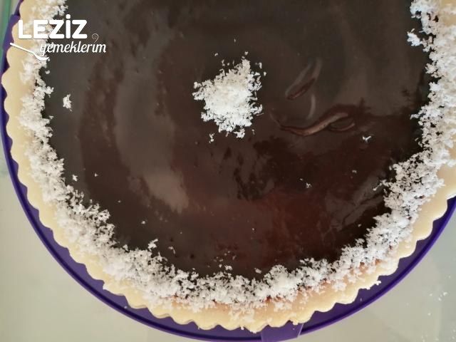 Çikolata Soslu İrmik Tatlısı