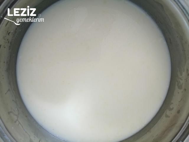 Çikolata Soslu İrmik Tatlısı