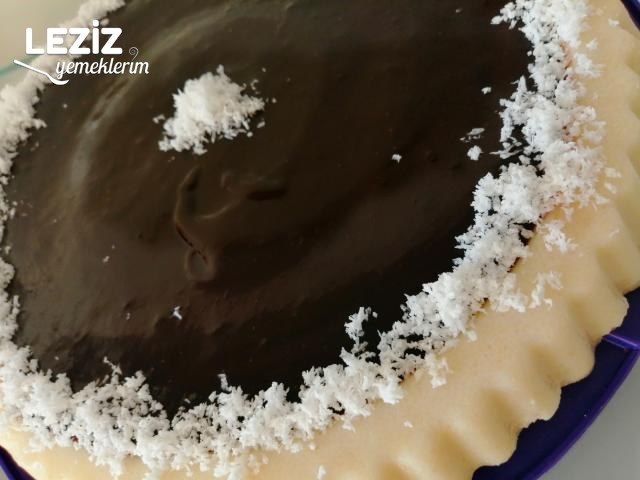 Çikolata Soslu İrmik Tatlısı