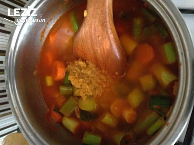 Havuçlu Zeytinyağlı Pırasa