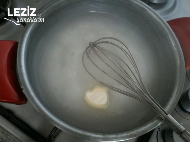 Su Muhallebisi Nasıl Yapılır