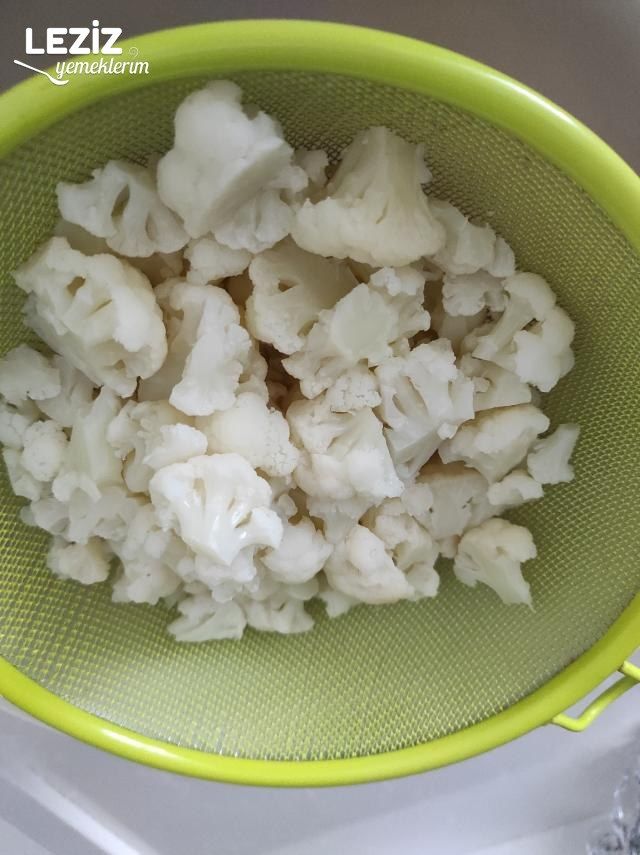 Fırında Zerdeçallı Karnabahar Nasıl Yapılır