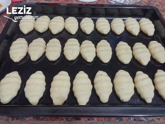 Çikolata Dolgulu Şekli Şahane Tırtıklı Kurabiye