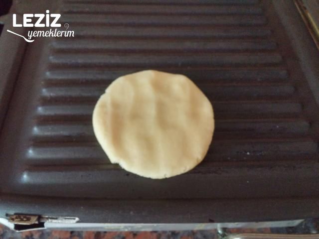 Çikolata Dolgulu Şekli Şahane Tırtıklı Kurabiye