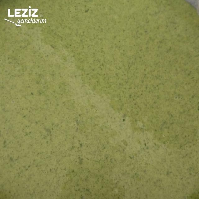 Ispanaklı Fincan Kek