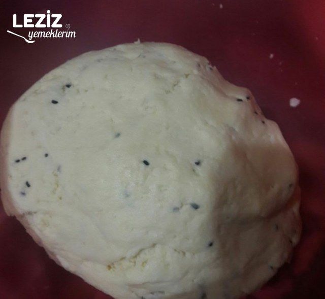 Pastane Usulü Tuzlu Kurabiye Yapılışı