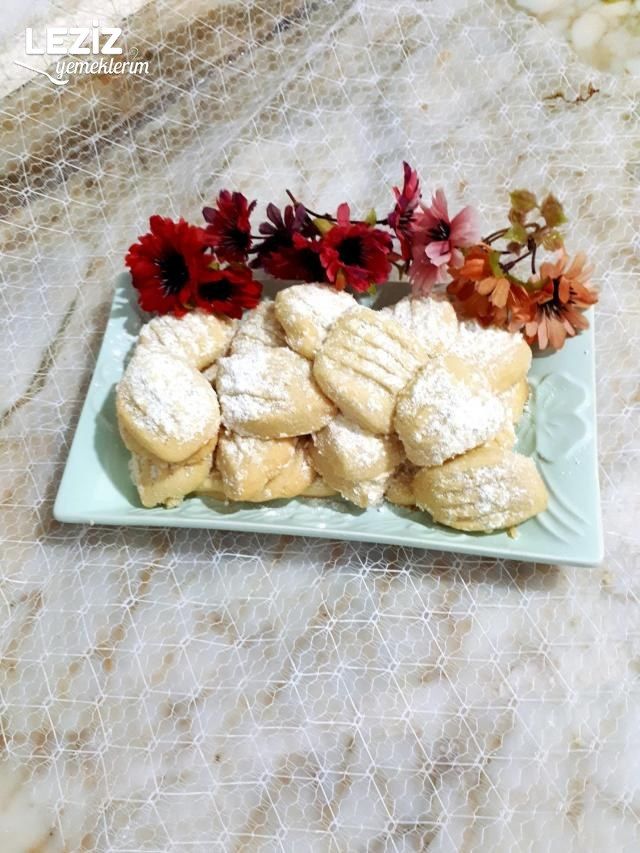 3 Malzemeli Un Kurabiyesi