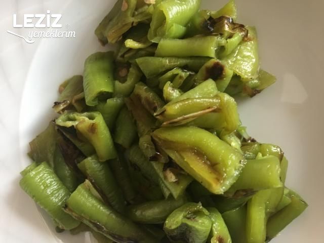 Köz Biber Salatası Tarifi
