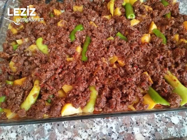 Patates Ve Patlıcanlı Musakka