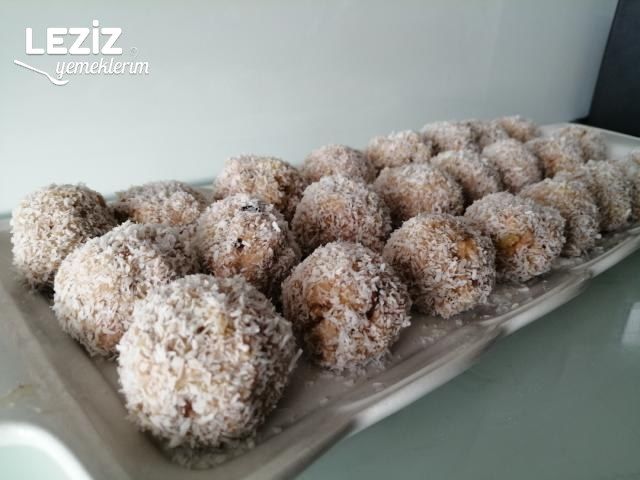 Elmalı Muzlu Toplar