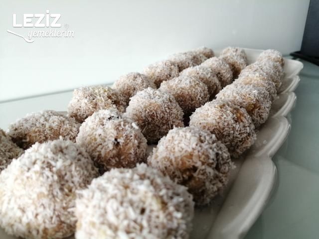 Elmalı Muzlu Toplar