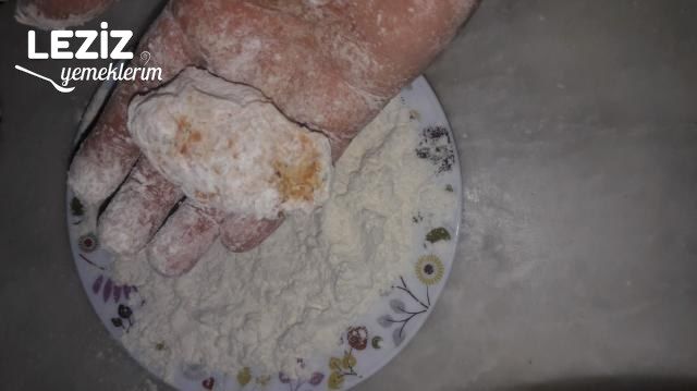 Damak Çatlatan Lezzetiyle Kabak Köftesi