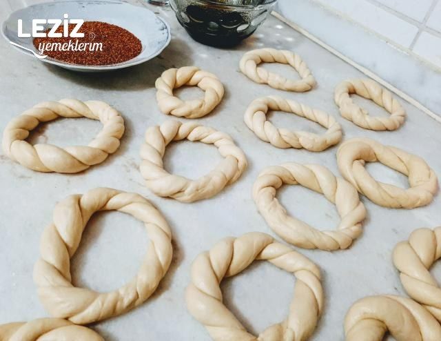 Ev Yapımı Simit Tarifi