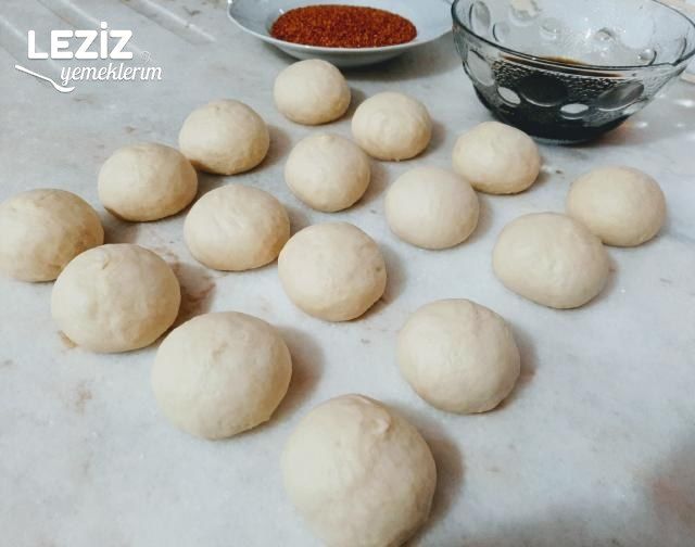 Ev Yapımı Simit Tarifi Leziz Yemeklerim