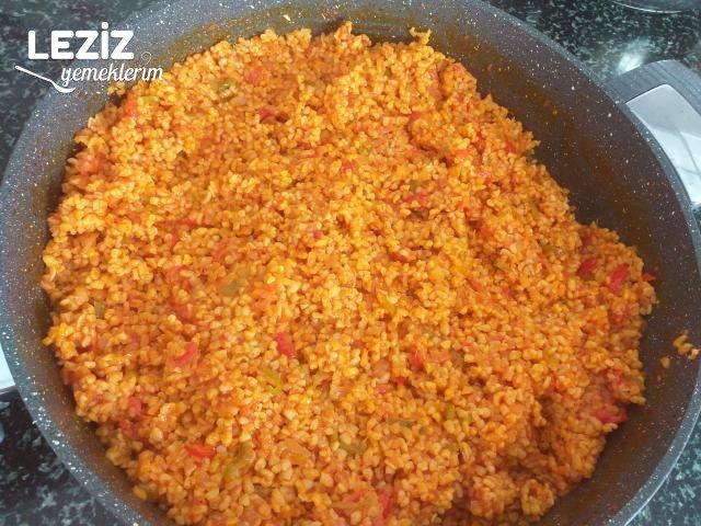 Zeytinyağlı Sebzeli Bulgur Pilavı