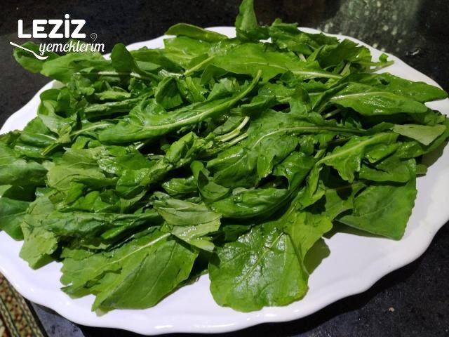 Rokalı Nohut Salatası