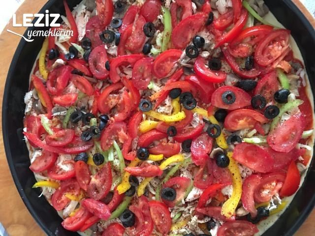 Tavuklu Karışık Pizza Tarifi
