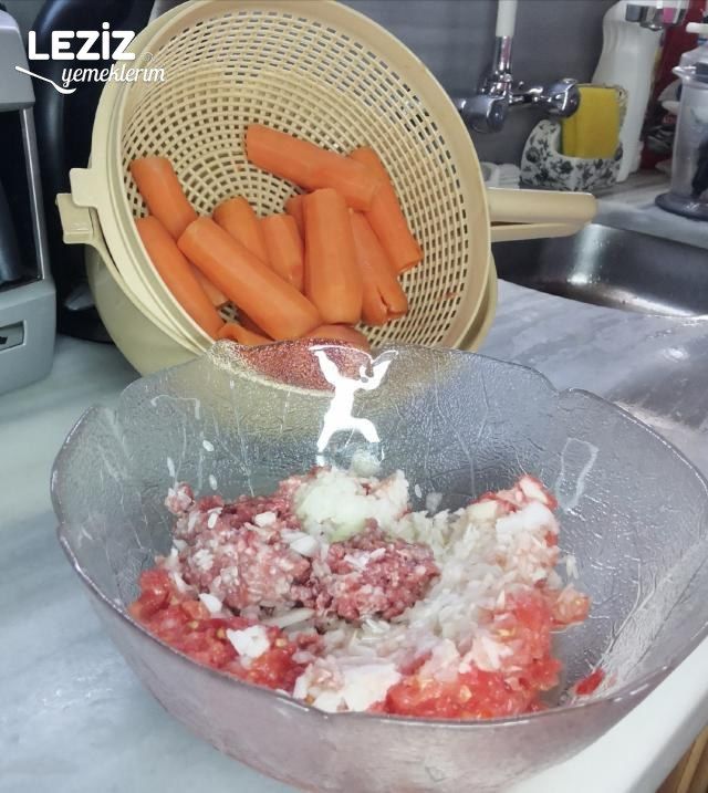 Sağlıklı Nefis Havuç Dolması Tarifi