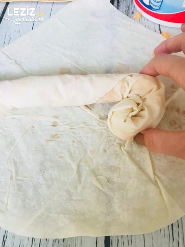 Gül Böreği (Patatesli)