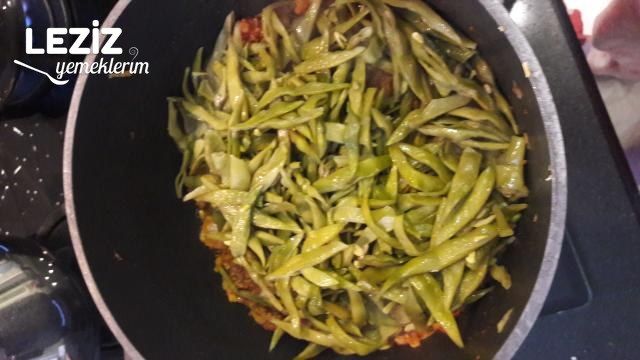Kurutulmuş Yeşil Fasulye Kavurması Tarifi