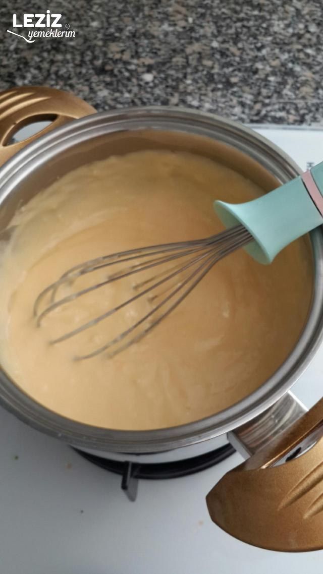 Kremalı Ispanaklı Kek