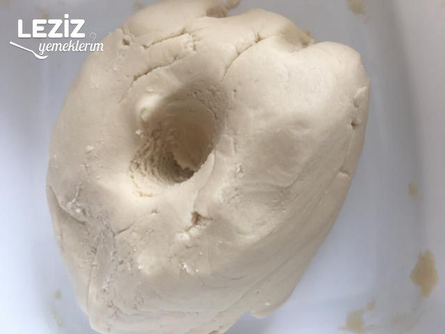 İki Renkli Un Kurabiyesi